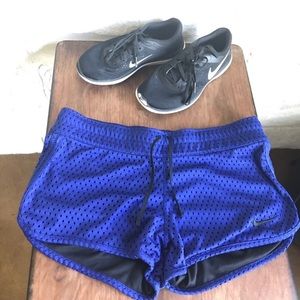 💯 Nike dri-fit athletic shorts.